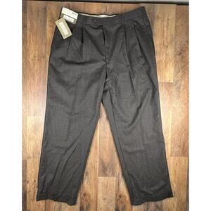 NWT Louis Raphael Pleated Cuffed 100% Wool 38 x 30 Charcoal Gray Slacks Pants .